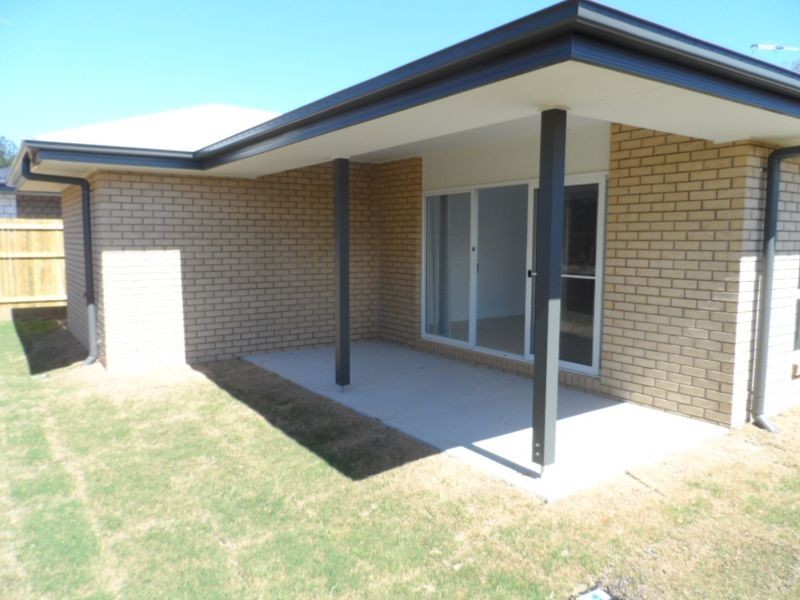 90 Brookvale Drive, Victoria Point QLD 4165