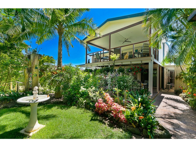 6 Ruth Street, Birkdale QLD 4159