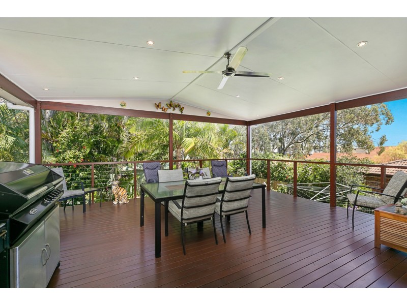 6 Ruth Street, Birkdale QLD 4159