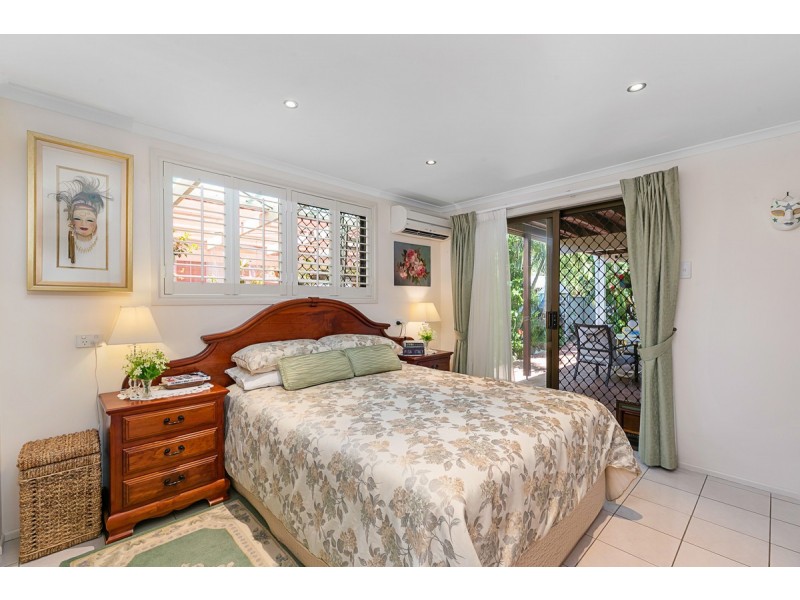 6 Ruth Street, Birkdale QLD 4159