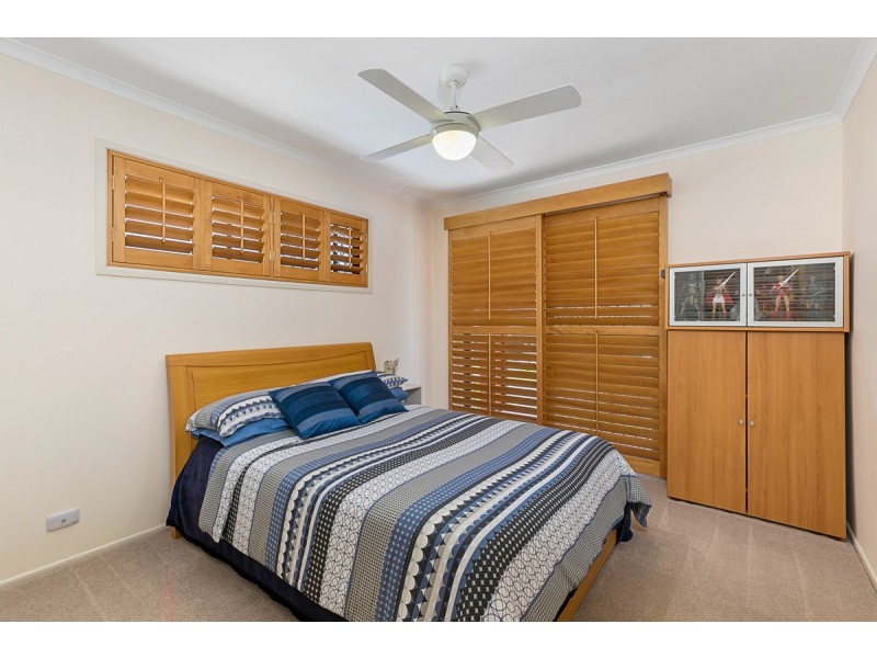 6 Ruth Street, Birkdale QLD 4159