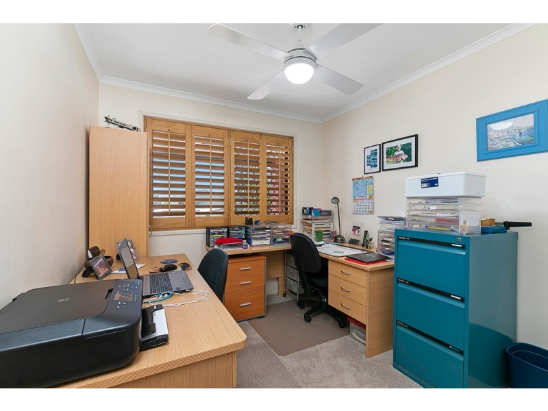 6 Ruth Street, Birkdale QLD 4159