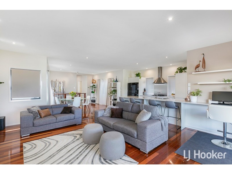 18 Cleveland Terrace, Ormiston QLD 4160