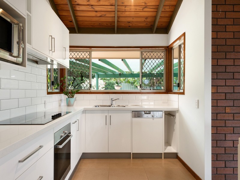 98 Bay Street, Cleveland QLD 4163