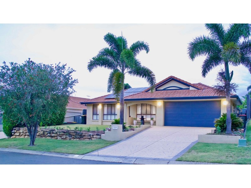 11 Watarrka Drive, Parkinson QLD 4115