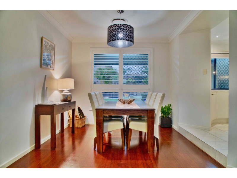 11 Watarrka Drive, Parkinson QLD 4115