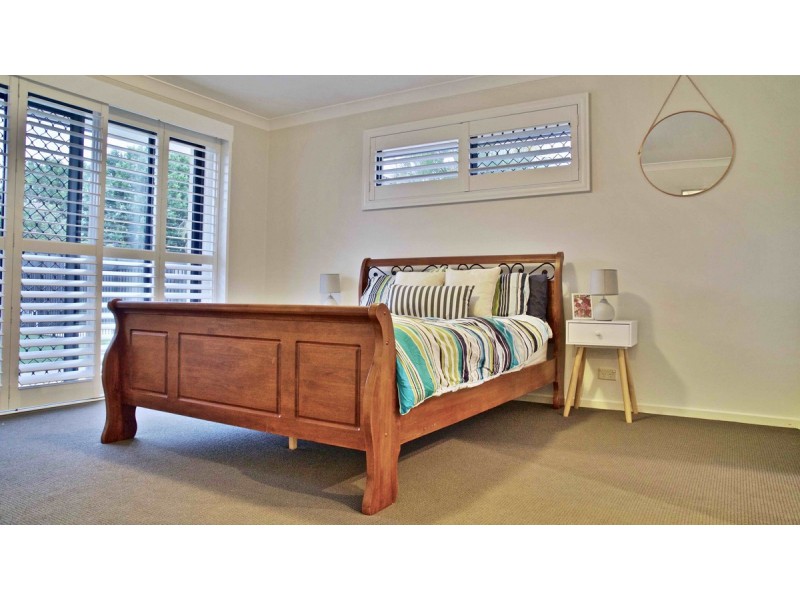 11 Watarrka Drive, Parkinson QLD 4115