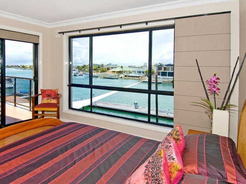 1/21 Sternlight Court, Raby Bay QLD 4163