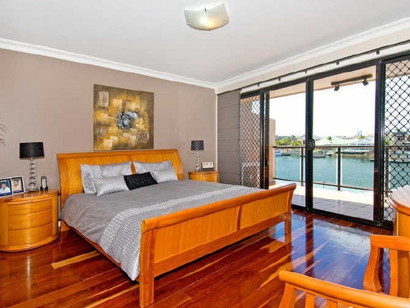 1/21 Sternlight Court, Raby Bay QLD 4163