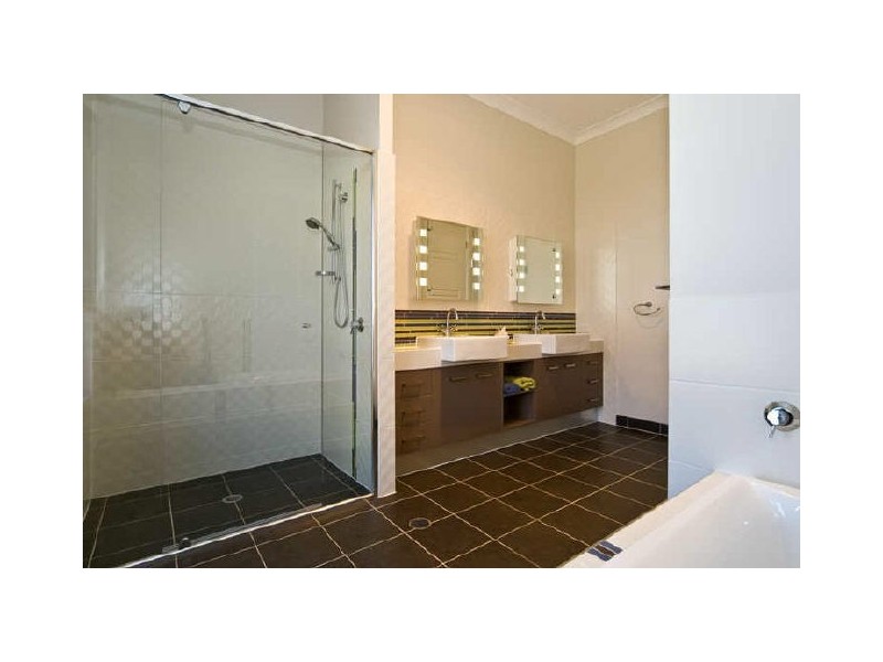 60 Manning Esplanade, Thornlands QLD 4164