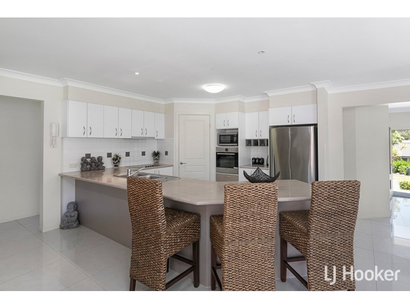42 Lime Street, Redland Bay QLD 4165