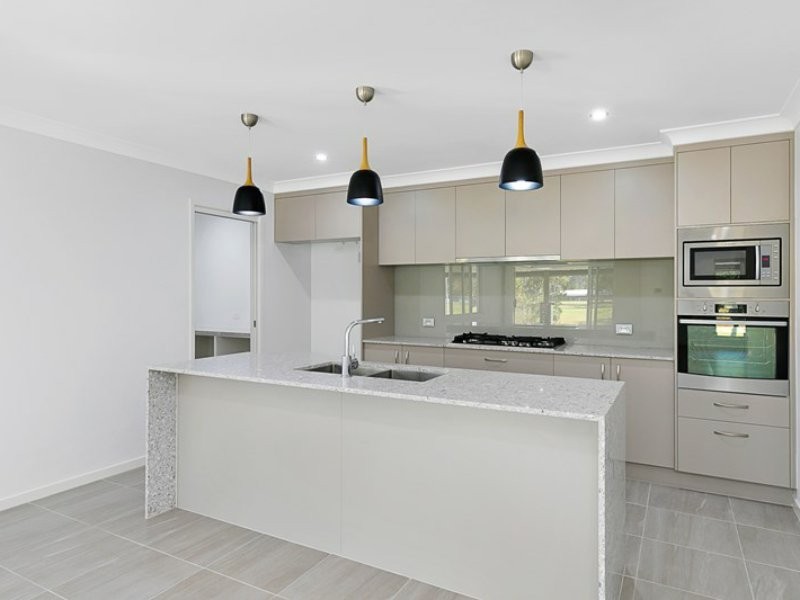 48 Frank Street, Thorneside QLD 4158