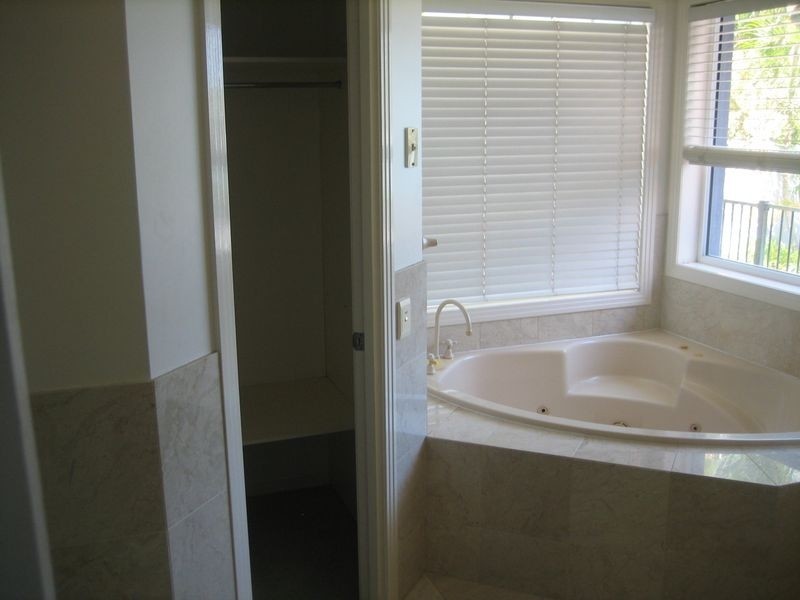 36 Anchorage Drive, Cleveland QLD 4163