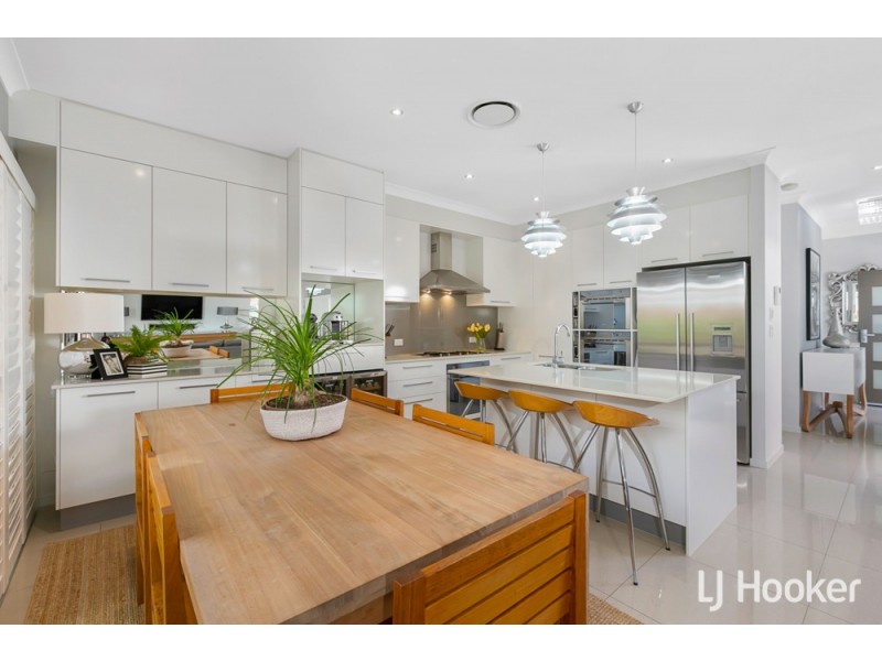 14/92-94 Sturgeon Street, Ormiston QLD 4160