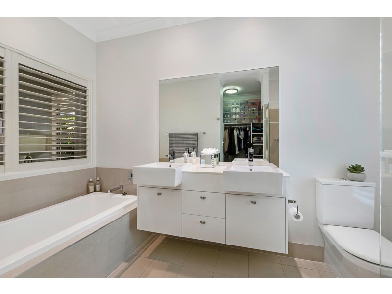 14/92-94 Sturgeon Street, Ormiston QLD 4160