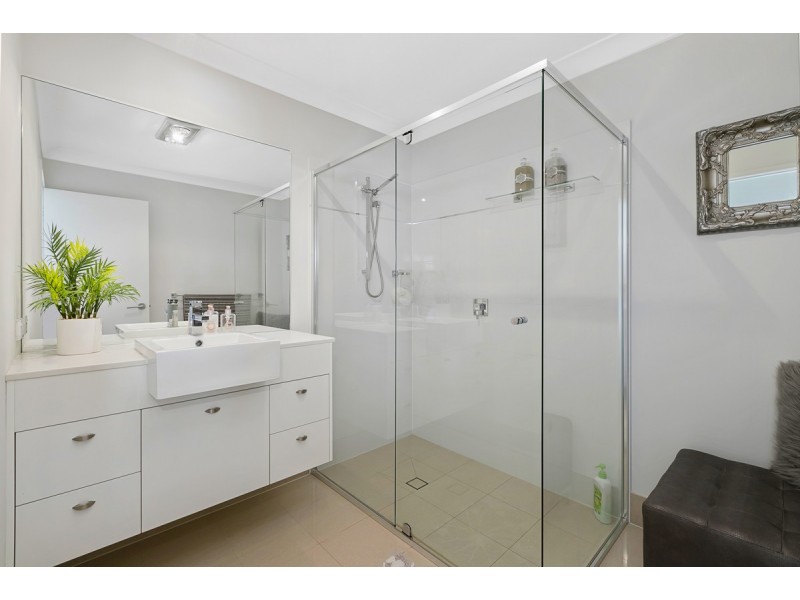 14/92-94 Sturgeon Street, Ormiston QLD 4160