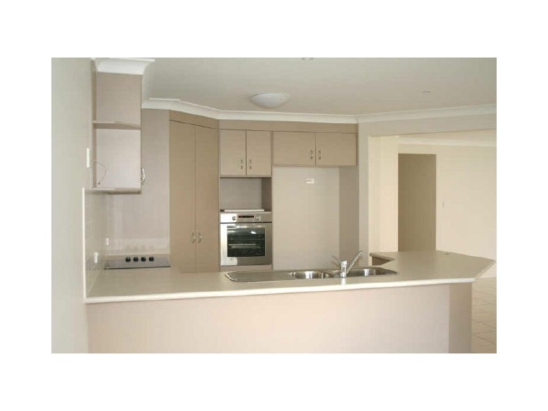 3 Crosby Place, Cleveland QLD 4163