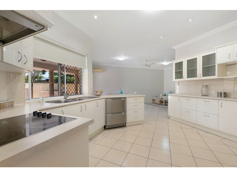 20 Cove Court, Victoria Point QLD 4165