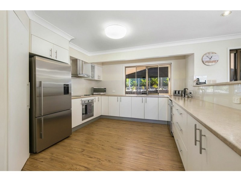 17 Kite Crescent, Thornlands QLD 4164