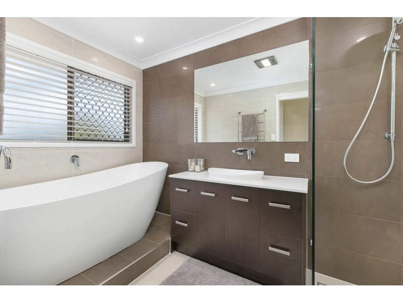 17 Kite Crescent, Thornlands QLD 4164