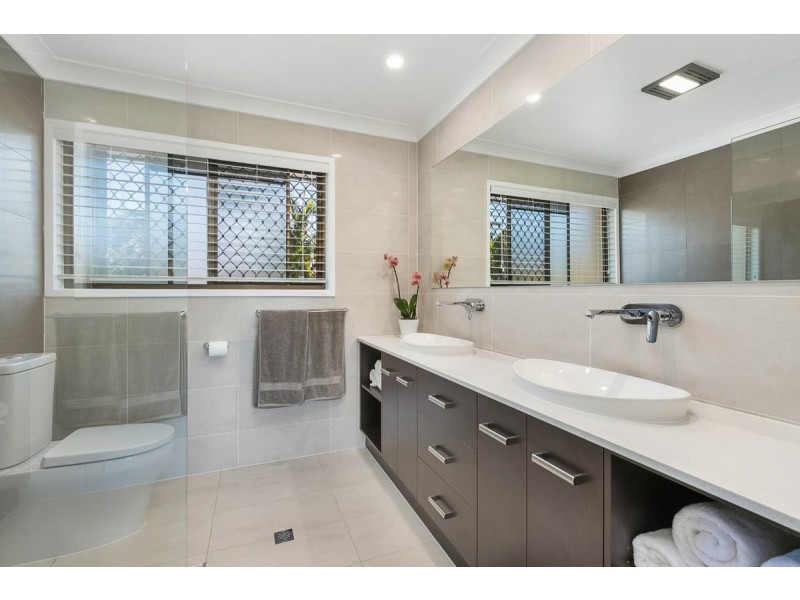 17 Kite Crescent, Thornlands QLD 4164