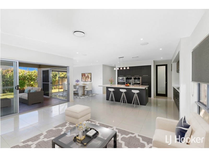 2 Beard Place, Wellington Point QLD 4160