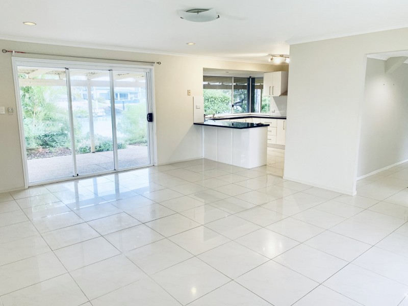 12 Voyagers Court, Cleveland QLD 4163