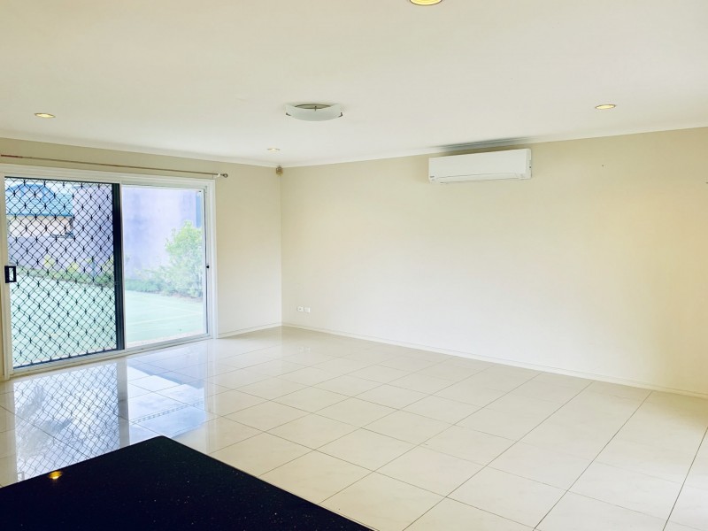 12 Voyagers Court, Cleveland QLD 4163