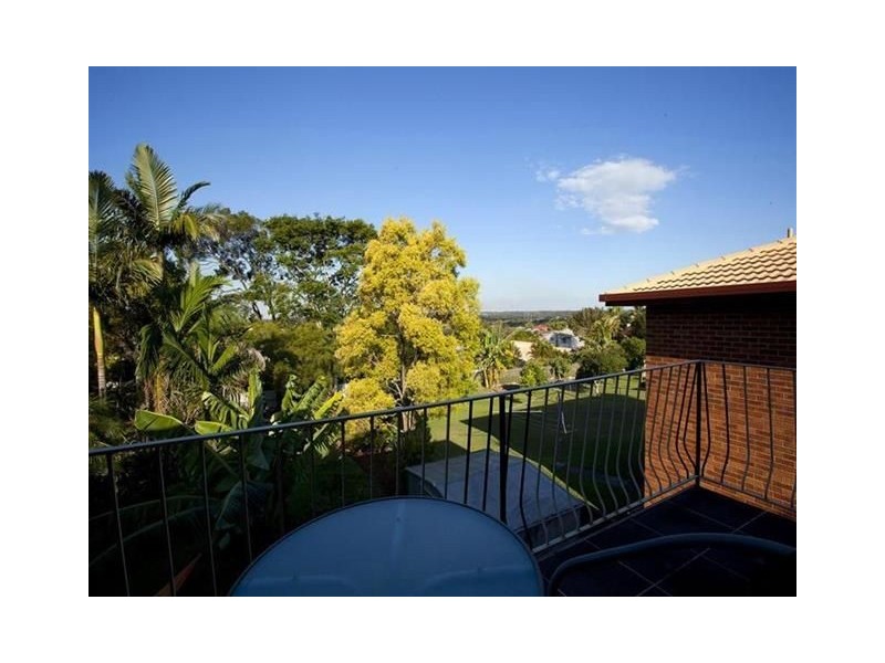 26 Auckland Street, Wishart QLD 4122