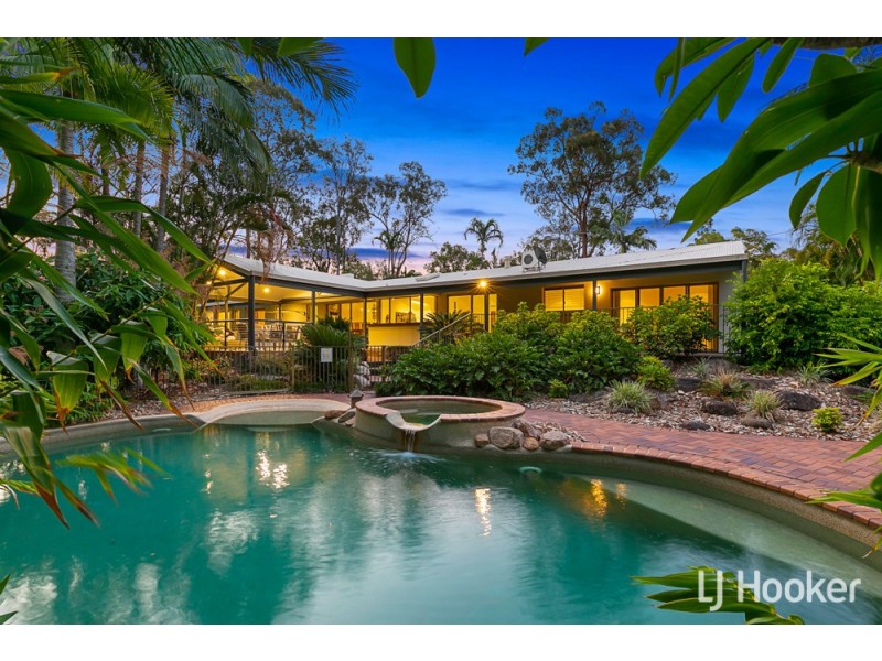 6 Grevillea Street, Redland Bay QLD 4165