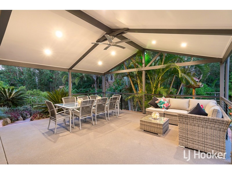 6 Grevillea Street, Redland Bay QLD 4165