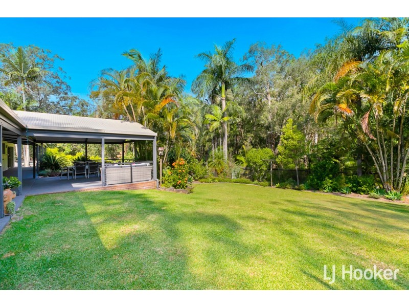 6 Grevillea Street, Redland Bay QLD 4165