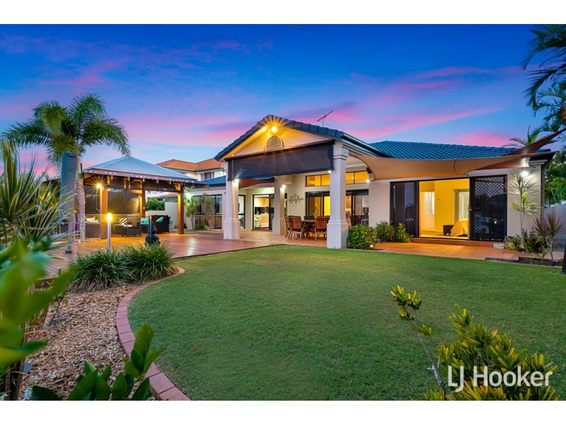 15 Kinsail Court, Raby Bay QLD 4163