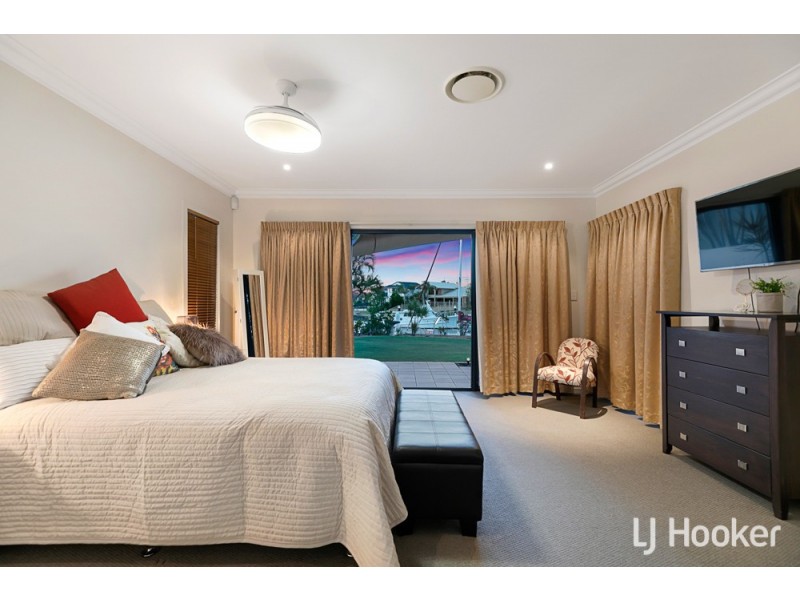15 Kinsail Court, Raby Bay QLD 4163