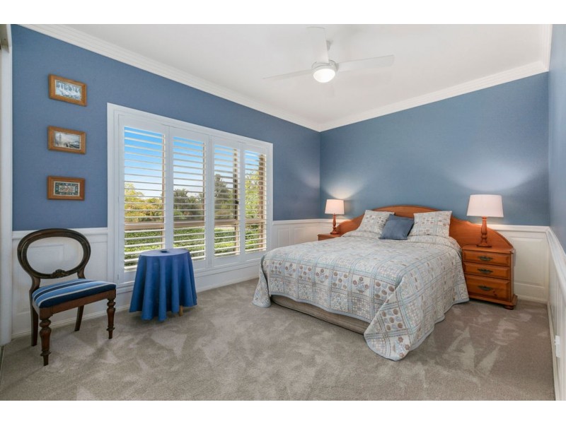 12 Flamingo Crescent, Thornlands QLD 4164