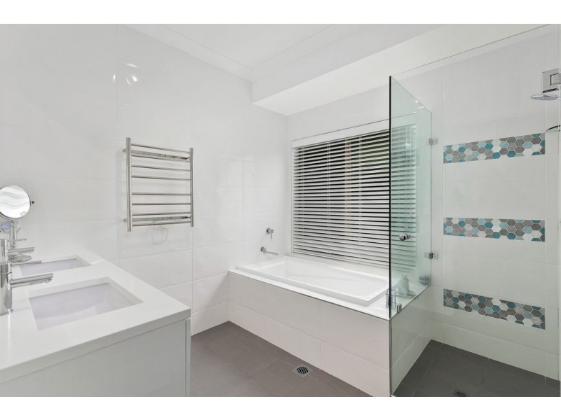 12 Flamingo Crescent, Thornlands QLD 4164