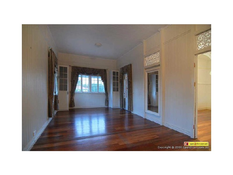 2 Keppell Street, Birkdale QLD 4159