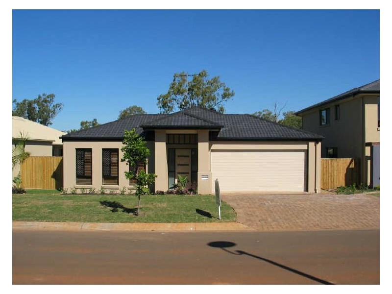 10 Ribonwood Street, Thornlands QLD 4164