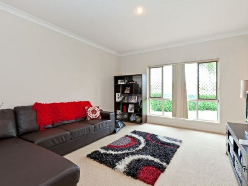 9 Cassim Place, Redland Bay QLD 4165