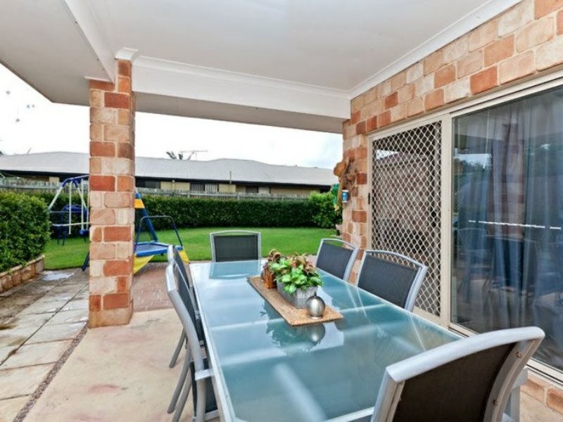 9 Cassim Place, Redland Bay QLD 4165