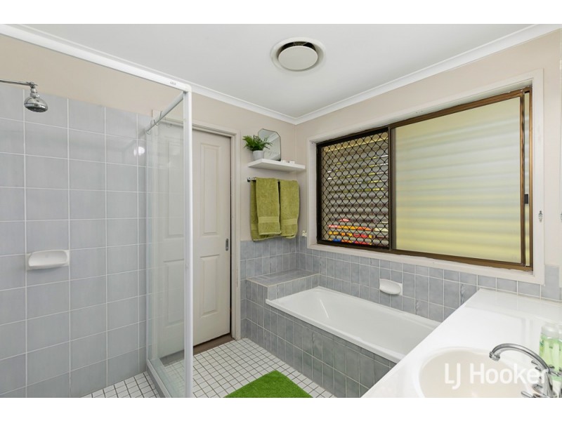 25 Cabernet Crescent, Thornlands QLD 4164