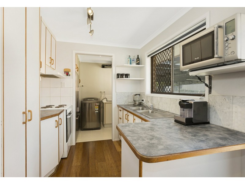 16 Wren Street, Birkdale QLD 4159