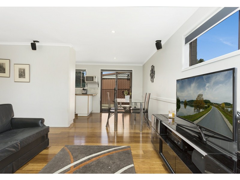 16 Wren Street, Birkdale QLD 4159