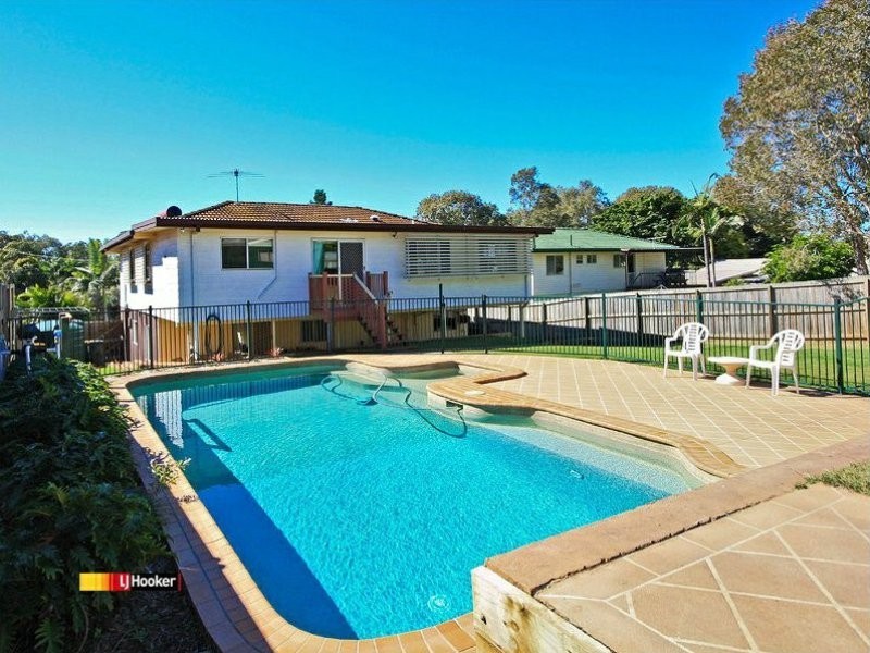 18 Victor Street, Birkdale QLD 4159