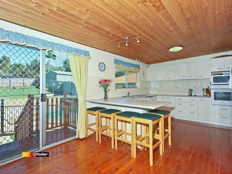 18 Victor Street, Birkdale QLD 4159