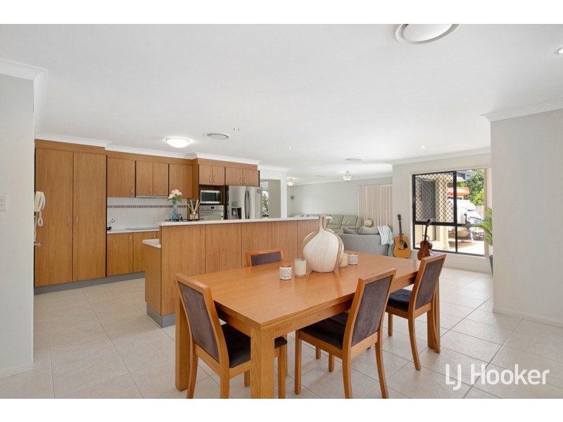 7 Burbank Road, Birkdale QLD 4159