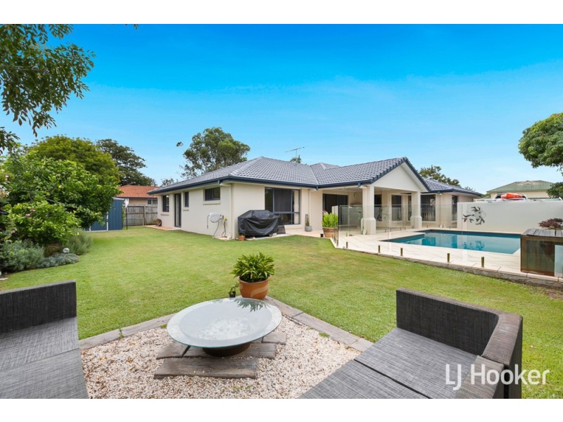 7 Burbank Road, Birkdale QLD 4159