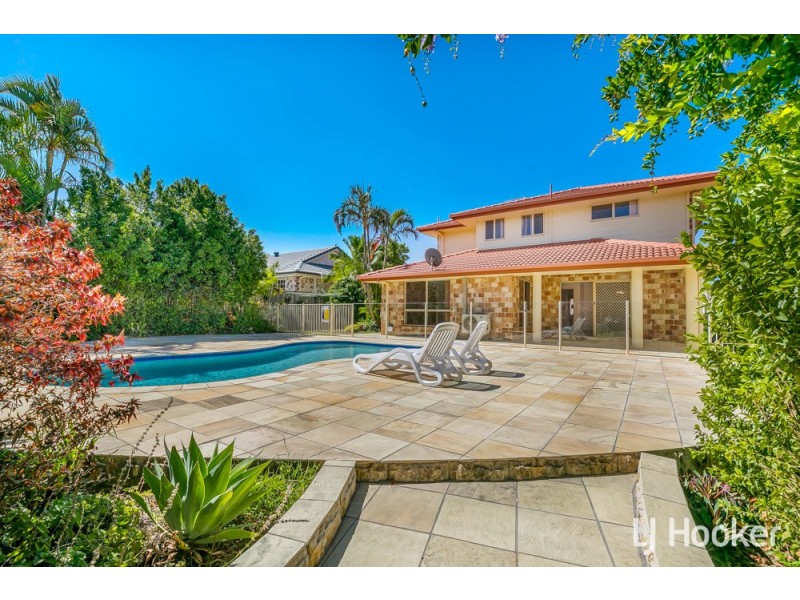 16 Queensbury Court, Wellington Point QLD 4160