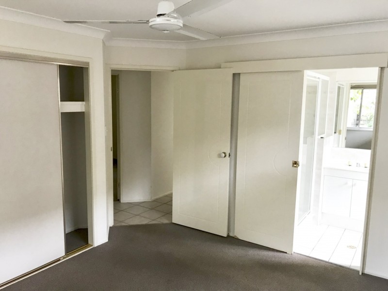 69 Hailey Drive, Birkdale QLD 4159