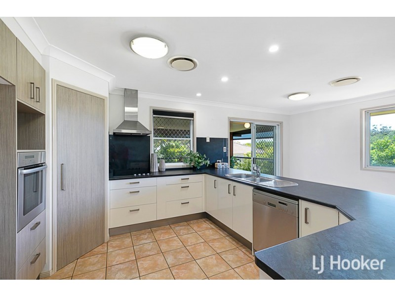 1 Ron Street, Birkdale QLD 4159